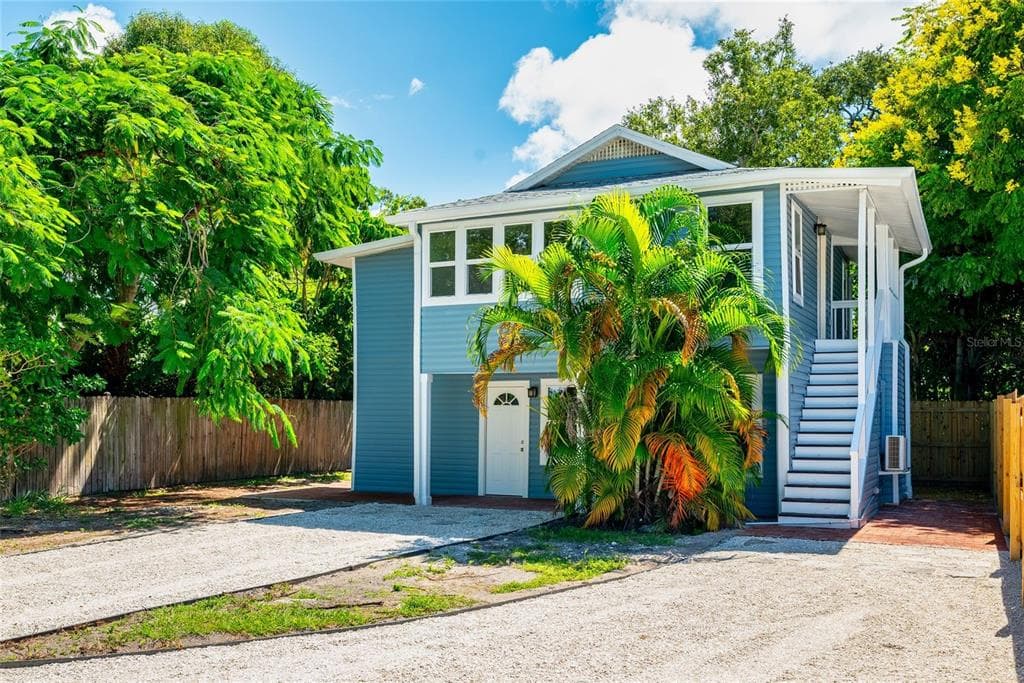 1135 DREW STREET CLEARWATER, FL 33755