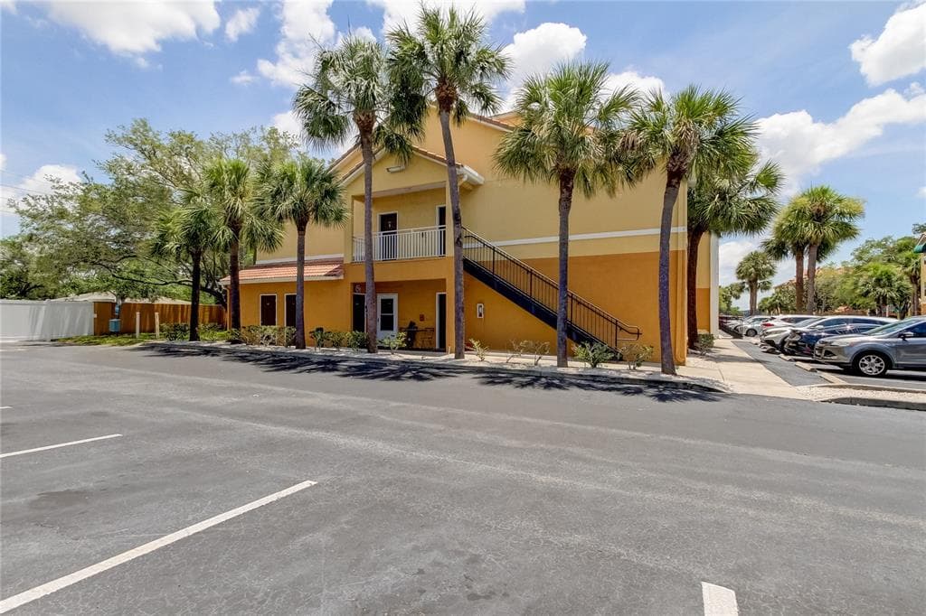 10764 70TH AVENUE UNIT 2110 SEMINOLE, FL 33772