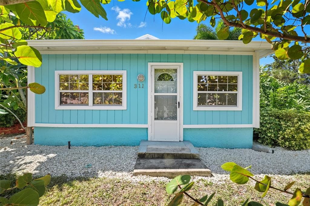 311 DEMPSEY ROAD PALM HARBOR, FL 34683