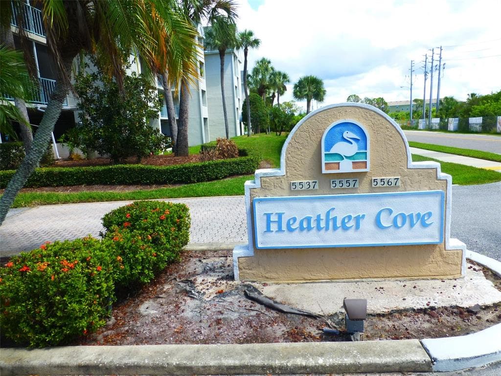 5557 SEA FOREST DRIVE UNIT 215 NEW PORT RICHEY, FL 34652