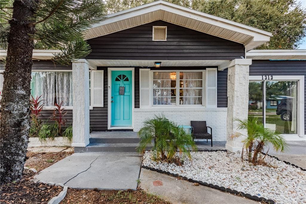 1313 PARKWOOD STREET CLEARWATER, FL 33755