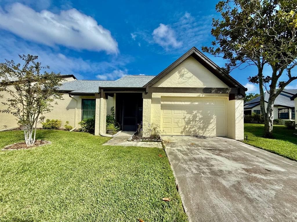 940 ROSEWOOD LANE PALM HARBOR, FL 34684