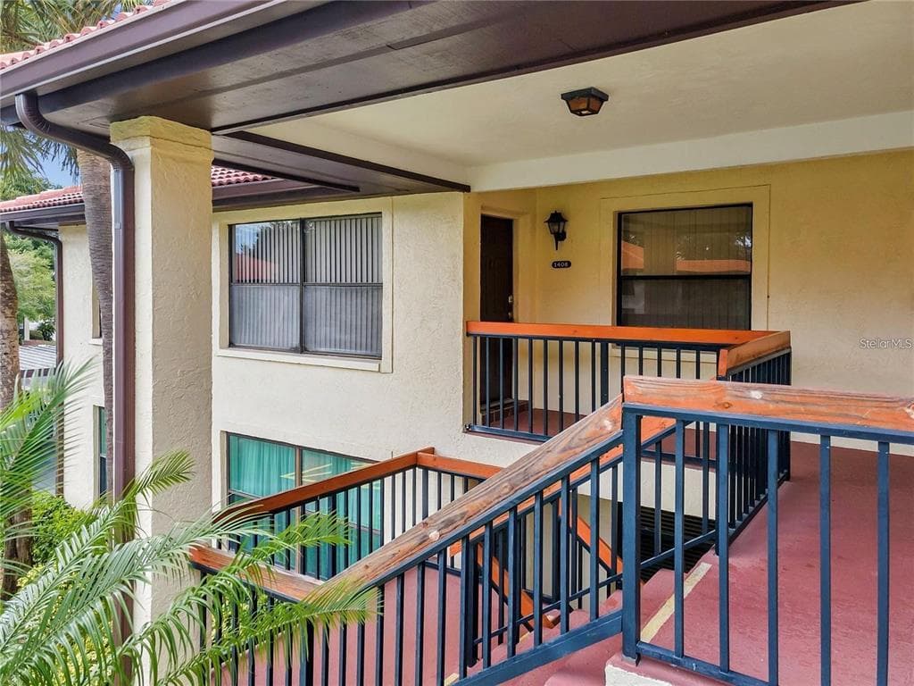 1408 HAMMOCK PINE BOULEVARD UNIT 1408 CLEARWATER, FL 33761