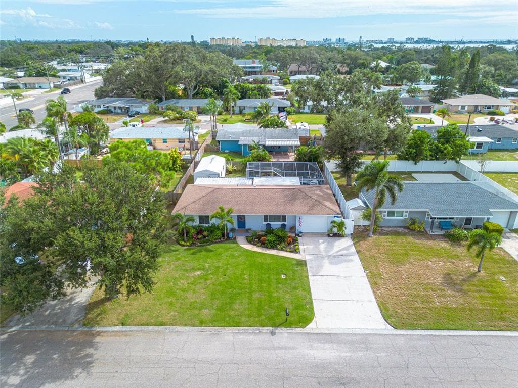 11352 61ST AVENUE SEMINOLE, FL 33772