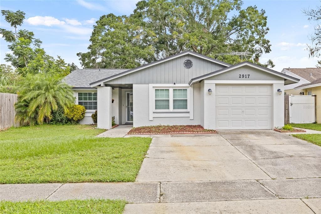 2917 BURR OAK DRIVE TAMPA, FL 33618