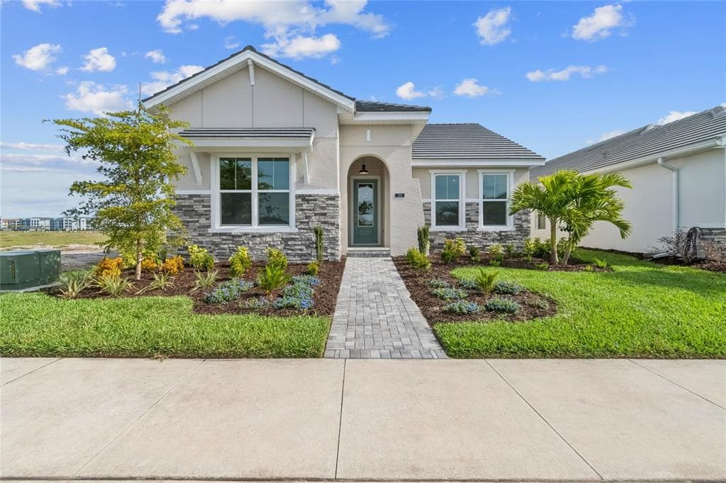 320 VISTERA BOULEVARD NOKOMIS, FL 34275