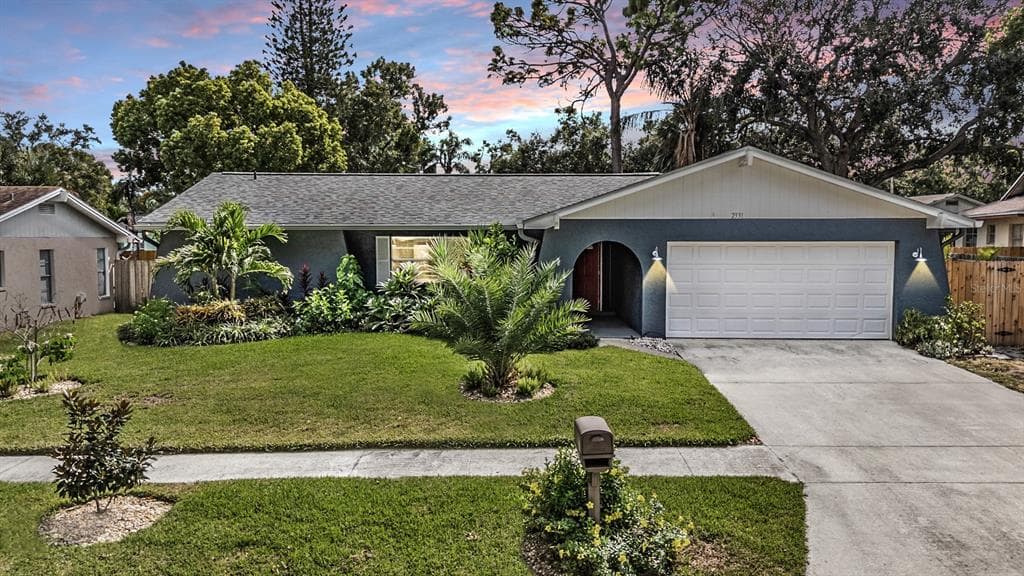 2331 ROBYN COURT DUNEDIN, FL 34698