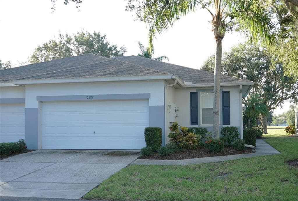 2182 ACADIA GREENS DRIVE UNIT 66 SUN CITY CENTER, FL 33573