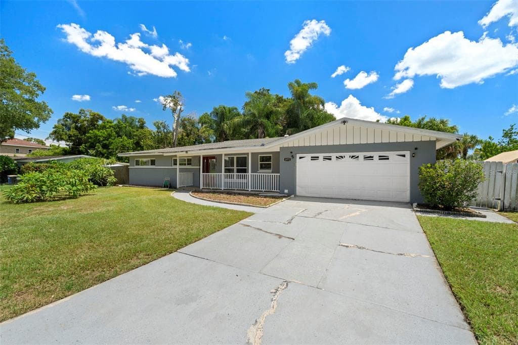 1571 JEFFORDS STREET CLEARWATER, FL 33756