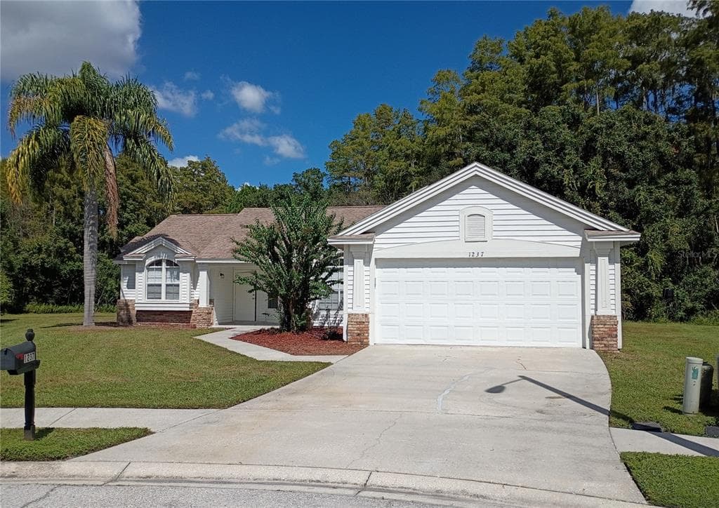 1237 MAZARION PLACE NEW PORT RICHEY, FL 34655