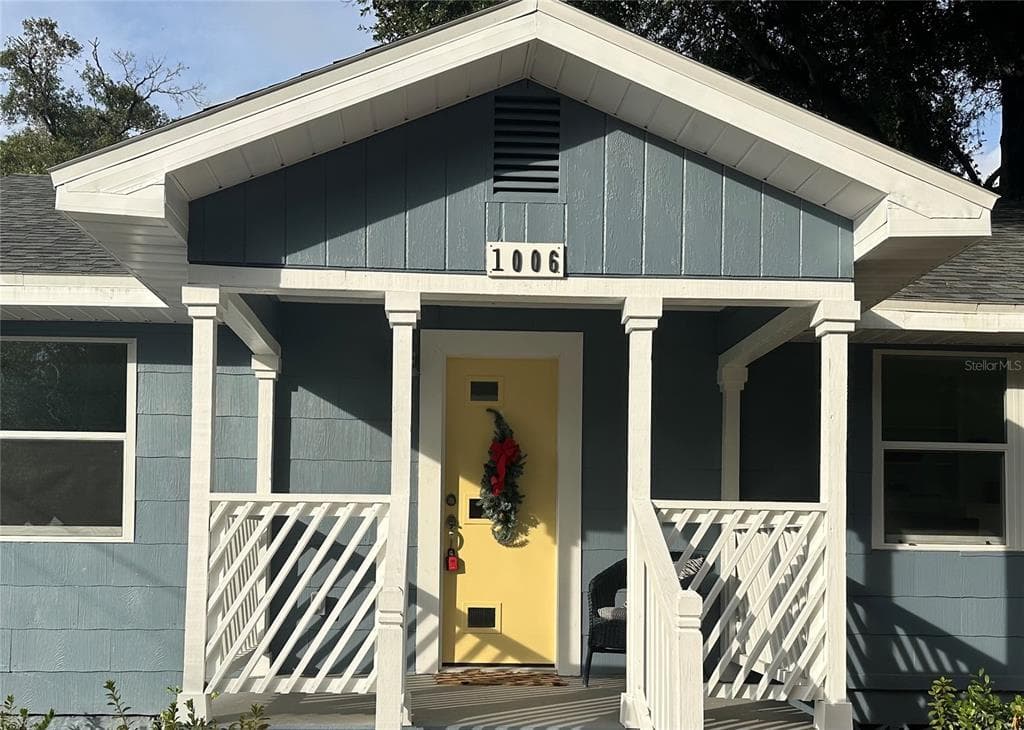 1006 E LAMBRIGHT STREET