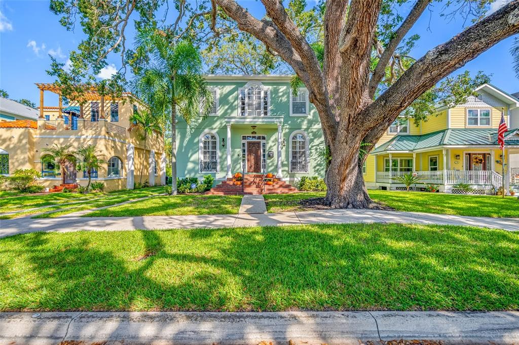119 ADALIA AVENUE TAMPA, FL 33606