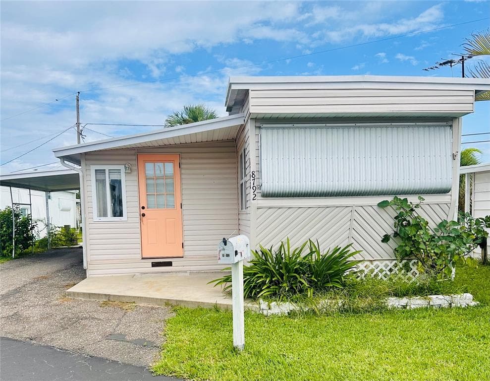 8792 44TH AVENUE N UNIT 149 ST PETERSBURG, FL 33709