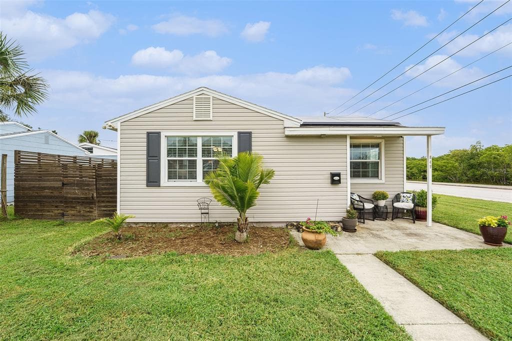 849 60TH AVENUE NE ST PETERSBURG, FL 33703