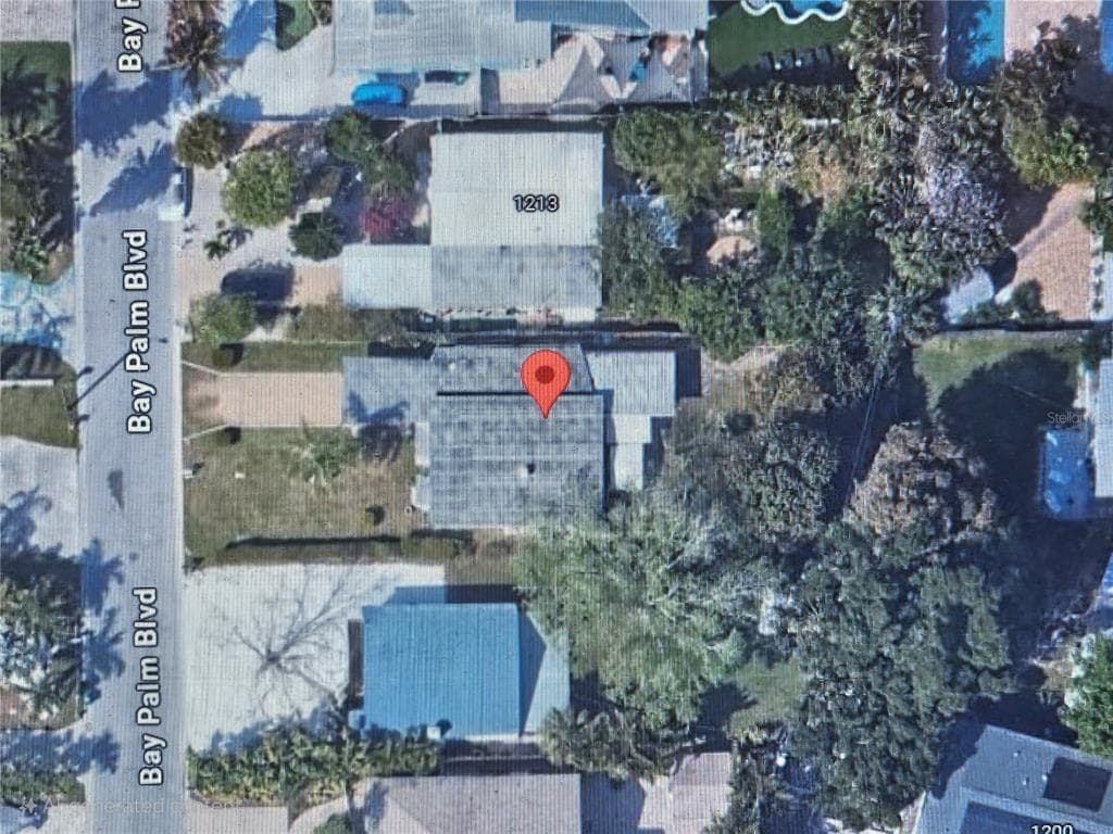 1211 BAY PALM BOULEVARD INDIAN ROCKS BEACH, FL 33785