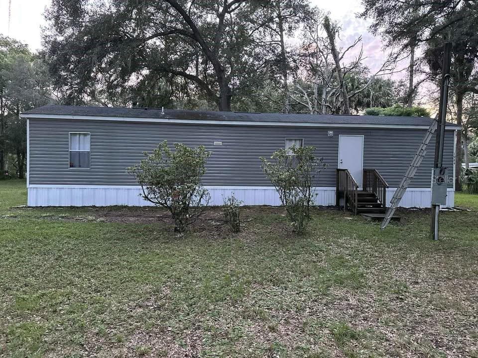 1984 NE 118TH AVENUE ROAD SILVER SPRINGS, FL 34488