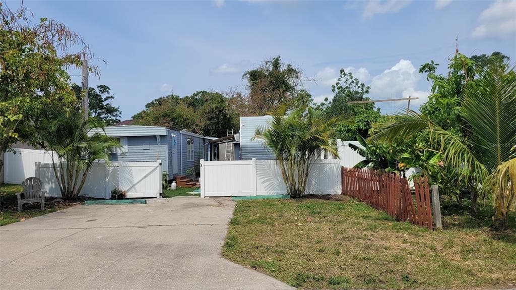 12550 CROSS STREET LARGO, FL 33773