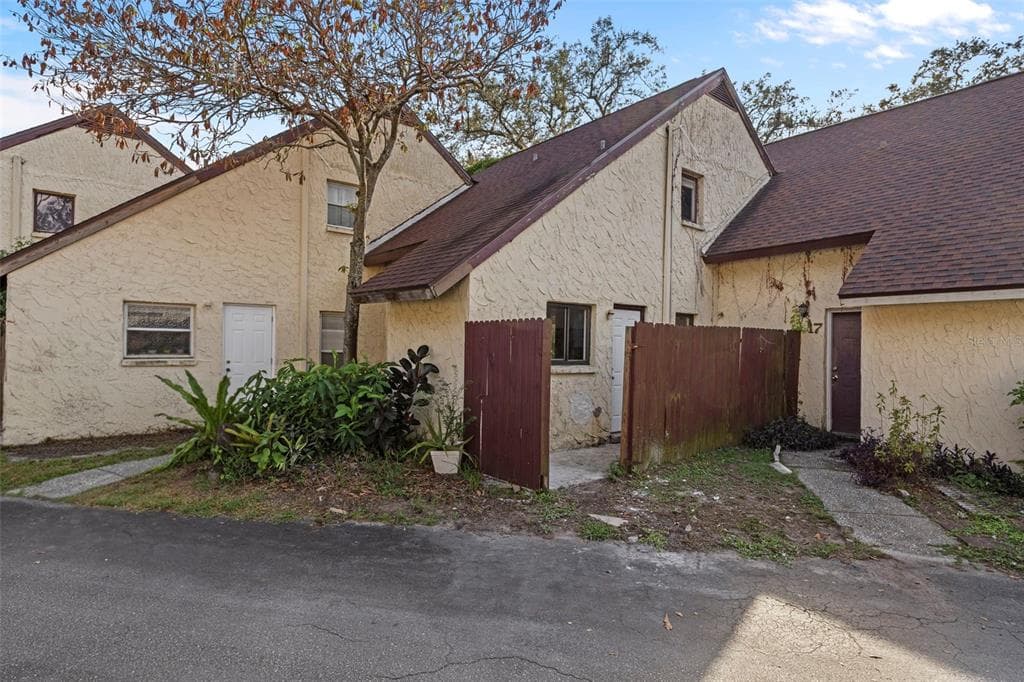 12611 TOUCHTON DRIVE UNIT 116 TAMPA, FL 33617