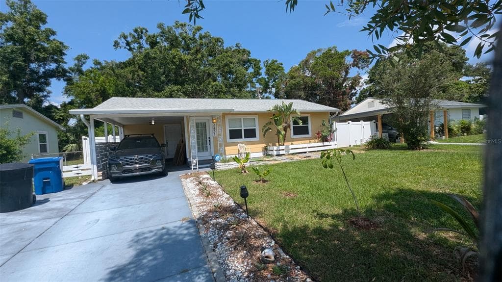 2431 IRONDALE STREET S ST PETERSBURG, FL 33705