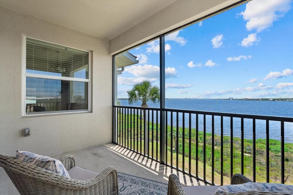 1030 TIDEWATER SHORES LOOP UNIT 406
