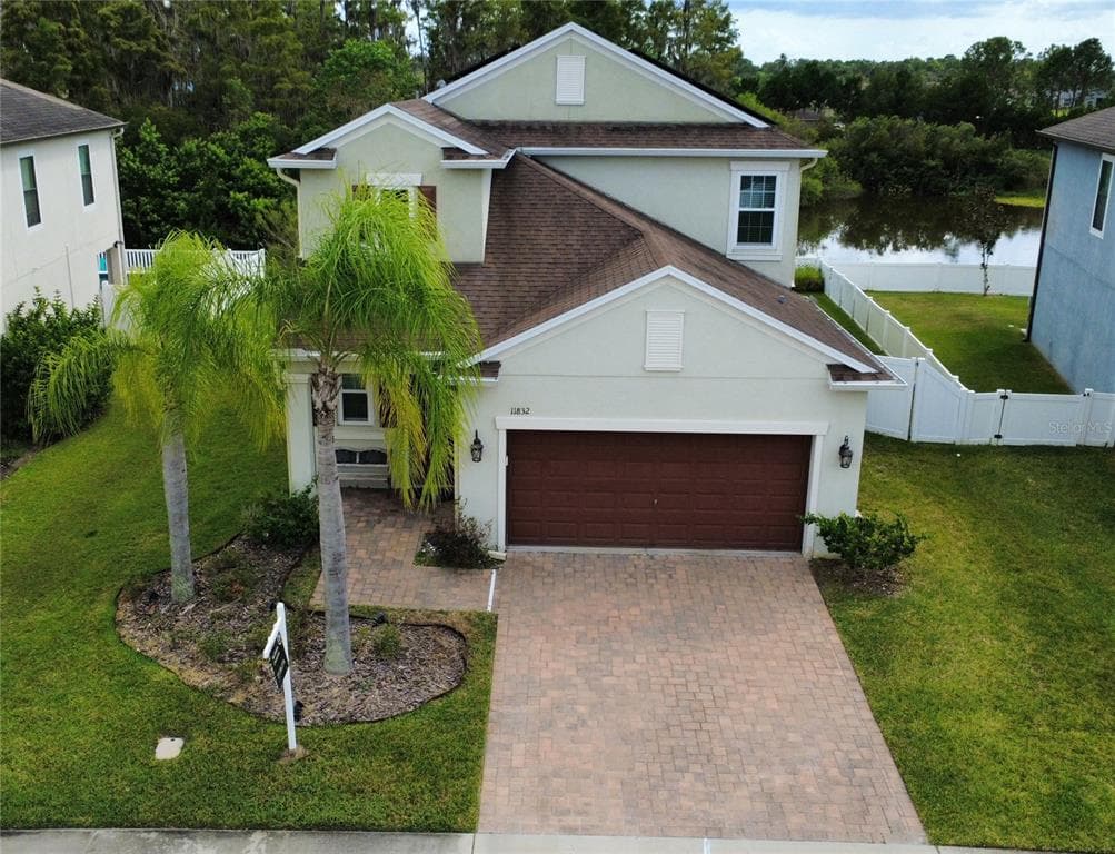 11832 LAKE BOULEVARD NEW PORT RICHEY, FL 34655