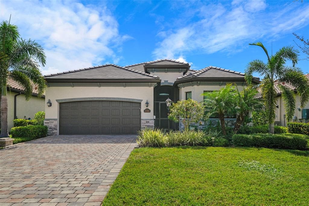 5749 CHEECH GLEN BRADENTON, FL 34211