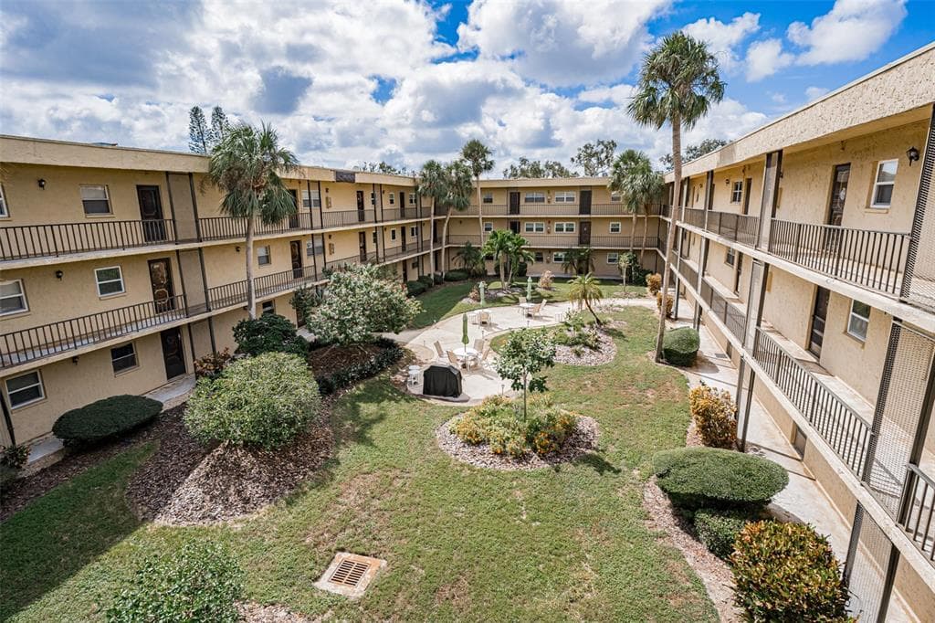 11485 OAKHURST ROAD UNIT 200-306
