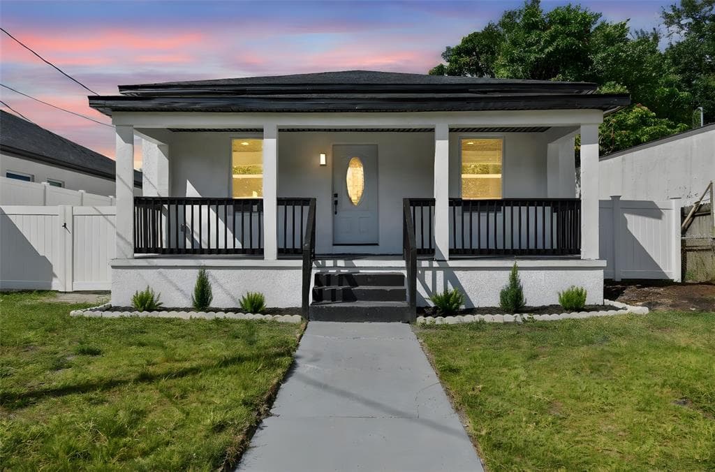 2331 W ST JOHN STREET TAMPA, FL 33607