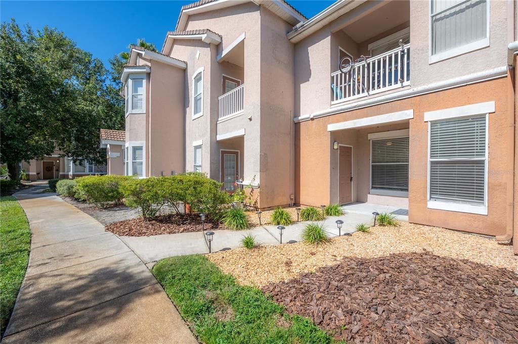 10405 VILLA VIEW CIRCLE UNIT 10405 TAMPA, FL 33647