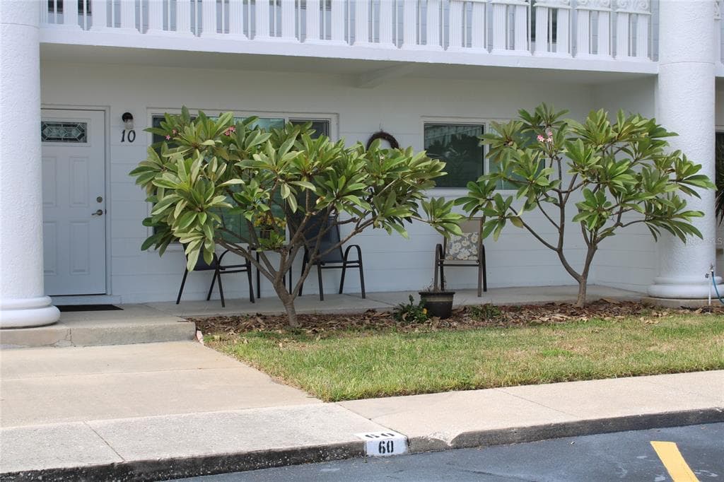 2454 AUSTRALIA WAY E UNIT 10 CLEARWATER, FL 33763