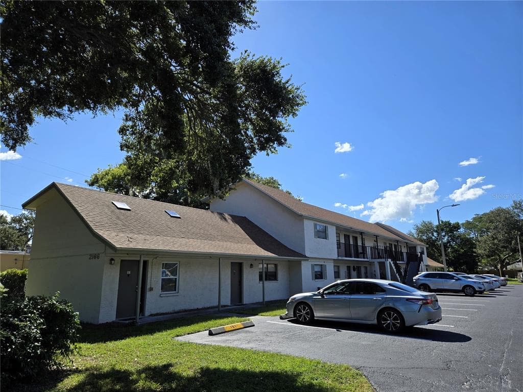 2166 BRADFORD STREET UNIT 126 CLEARWATER, FL 33760
