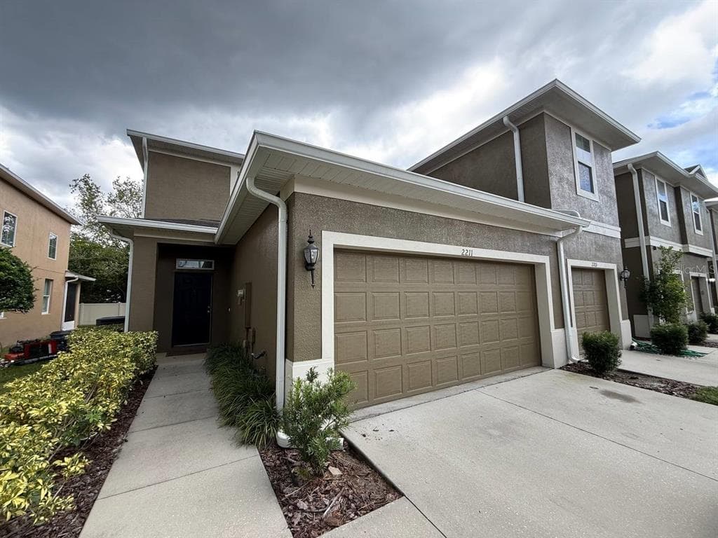 2211 BROADWAY VIEW AVENUE BRANDON, FL 33510