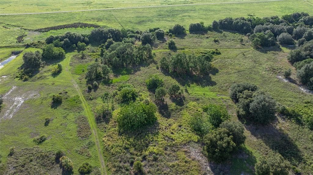 232 FOXHALL CIRCLE SEBRING, FL 33876