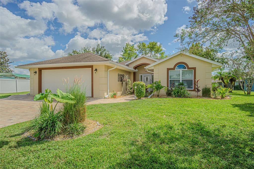 10736 HOCK LANE SAN ANTONIO, FL 33576