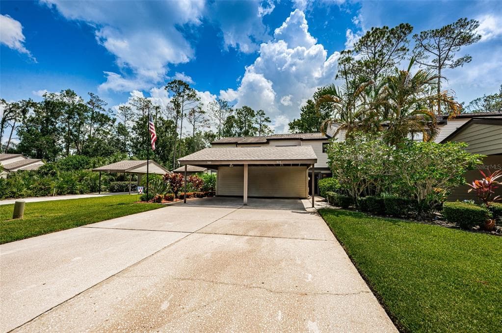 315 WOODS LANDING TRAIL OLDSMAR, FL 34677