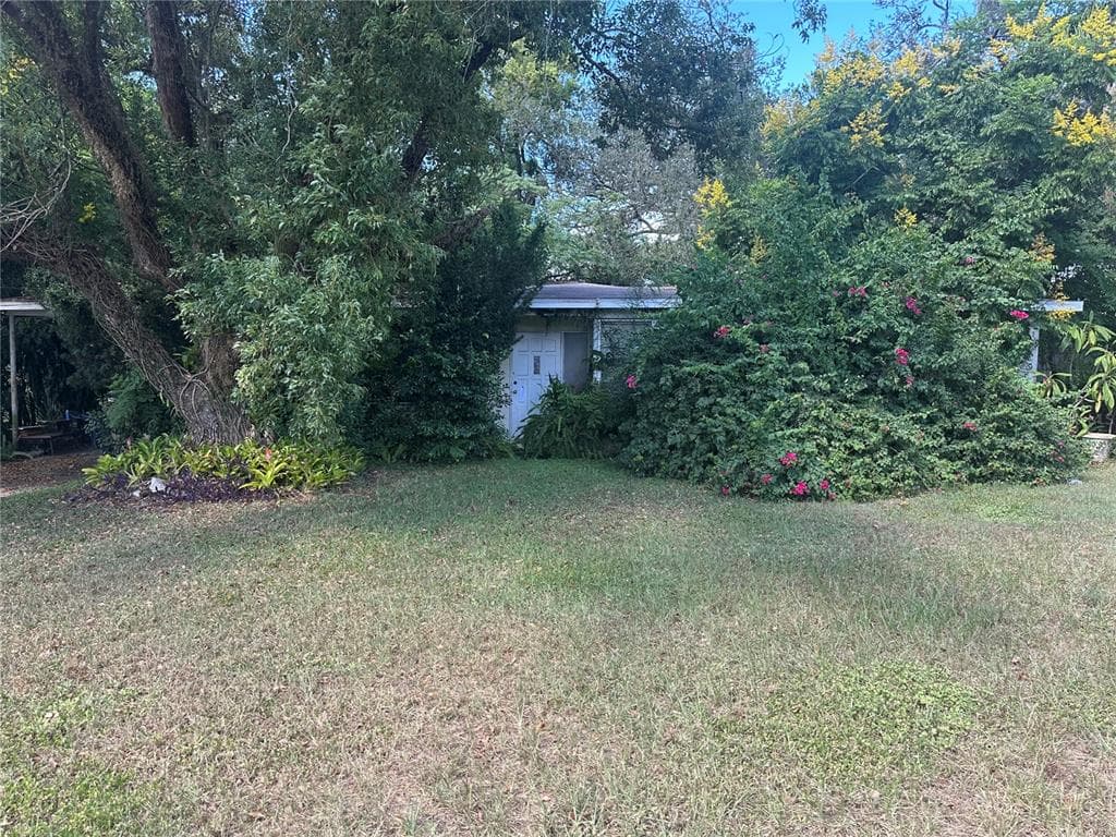 112 MISSION HILLS AVENUE TEMPLE TERRACE, FL 33617