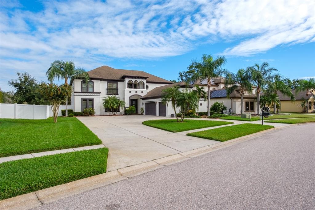 22255 OAKVILLE DRIVE LAND O LAKES, FL 34639