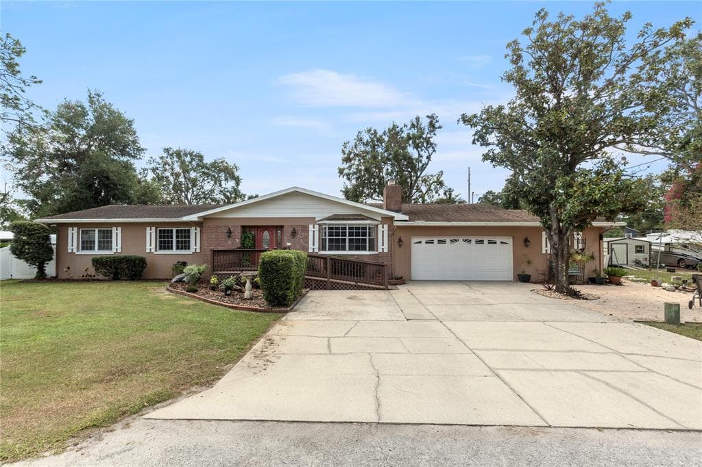 315 E 132ND AVENUE TAMPA, FL 33612