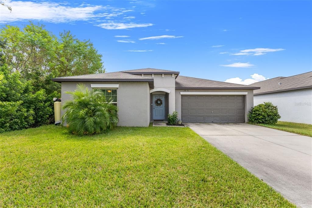 3802 DAISY BLOOM PLACE TAMPA, FL 33619