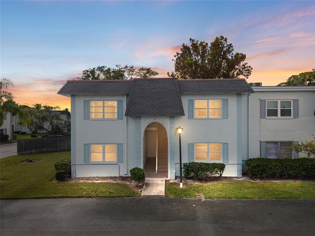 245 S MCMULLEN BOOTH ROAD UNIT 18 CLEARWATER, FL 33759