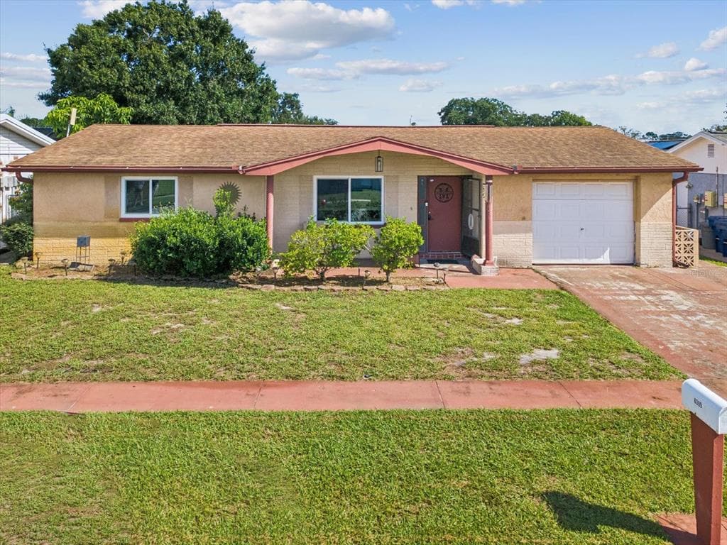 6309 LODGE DRIVE NEW PORT RICHEY, FL 34653