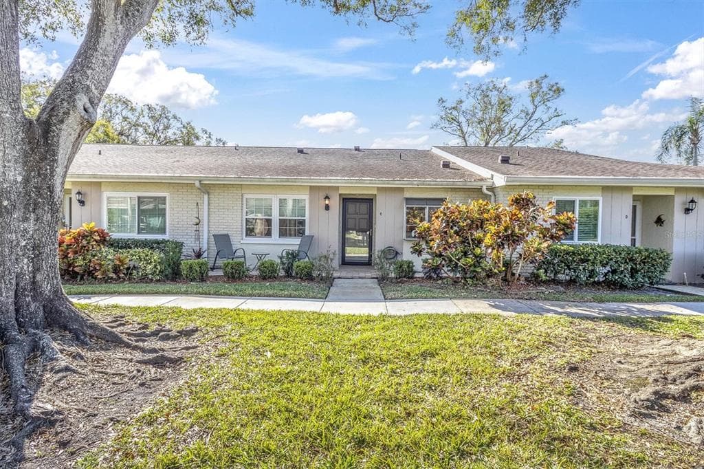 1035 DUNROBIN DRIVE UNIT C PALM HARBOR, FL 34684