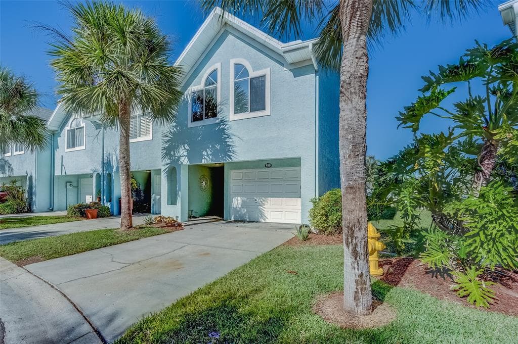 508 GARLAND CIRCLE INDIAN ROCKS BEACH, FL 33785