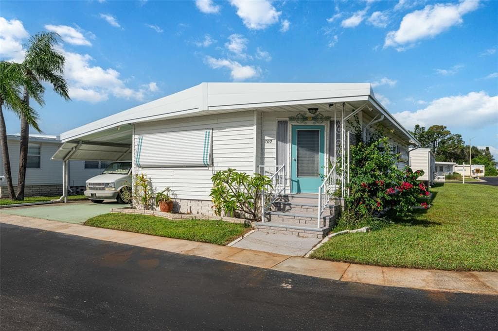 3301 ALT 19 UNIT 700 PALM HARBOR, FL 34683