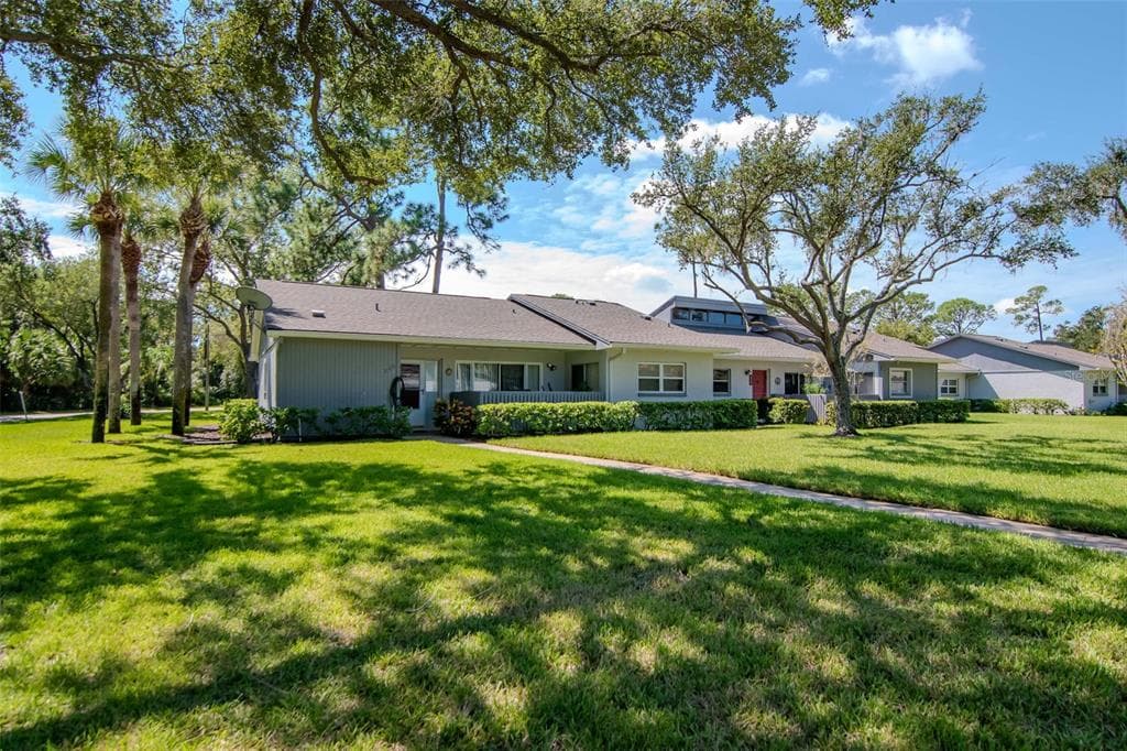 260 BALSAM DRIVE