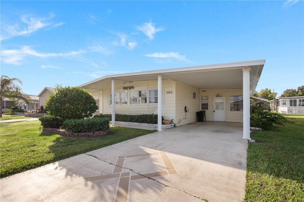 36814 GRACE AVENUE ZEPHYRHILLS, FL 33542