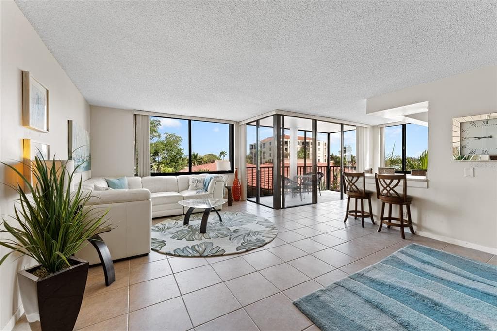 6268 PALMA DEL MAR BOULEVARD S UNIT 306 ST PETERSBURG, FL 33715