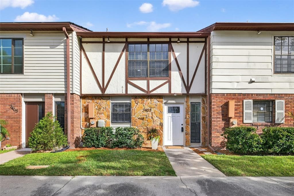 3403 SUNRISE VILLAS COURT S TAMPA, FL 33614