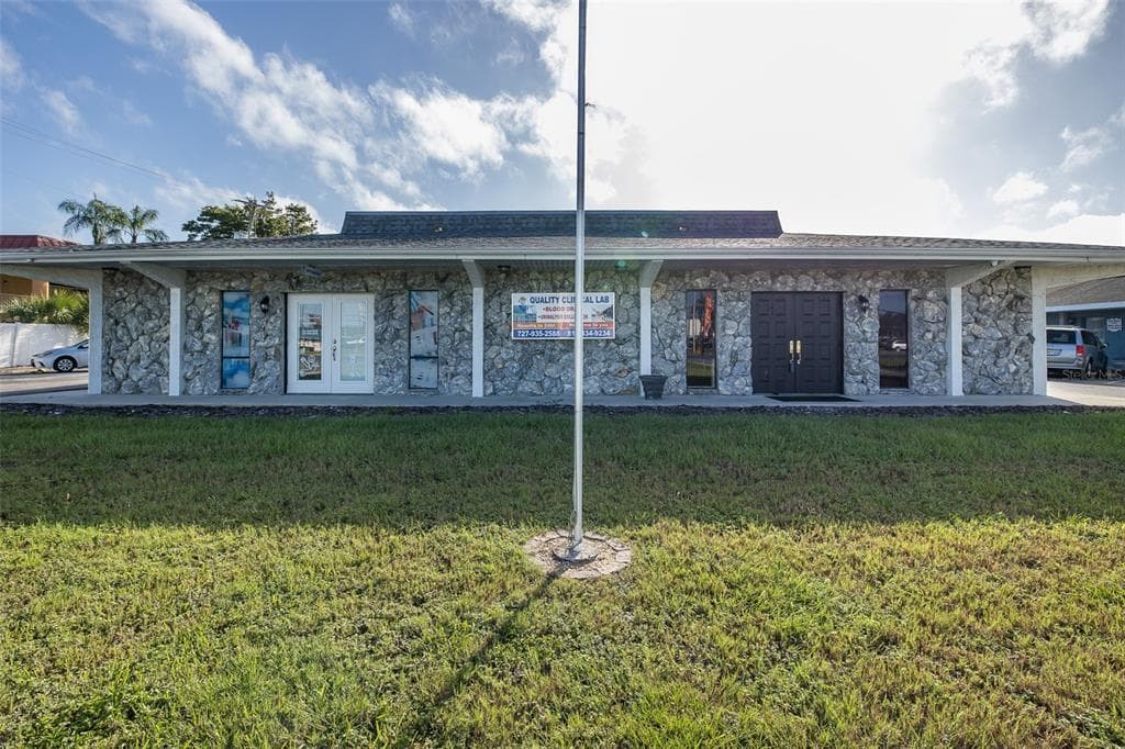 10816 US HIGHWAY 19 PORT RICHEY, FL 34668