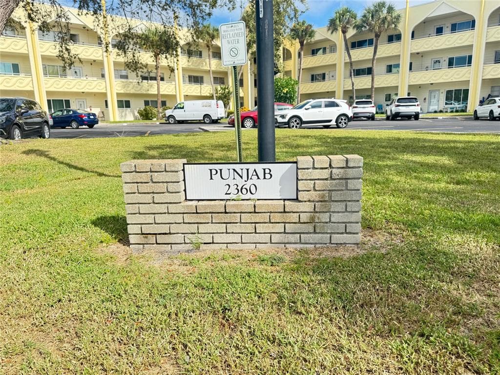 2360 WORLD PARKWAY BOULEVARD UNIT 38 CLEARWATER, FL 33763